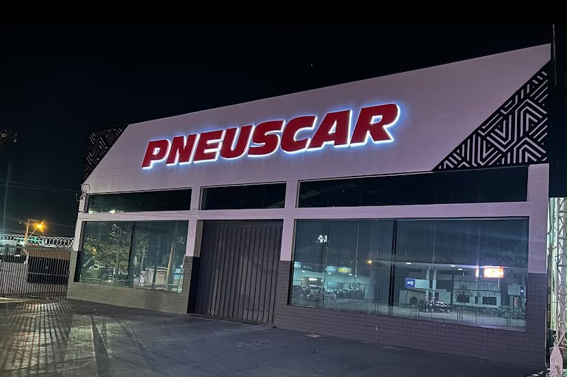 Fachada PneusCar executada